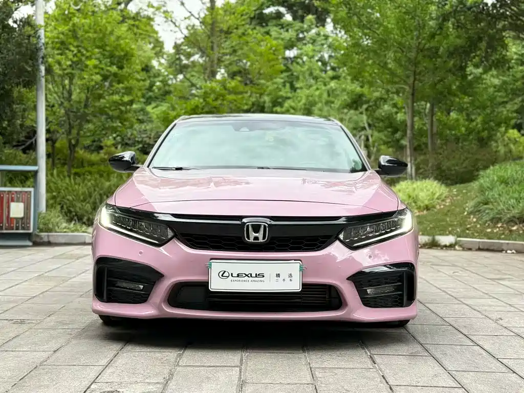 Honda Inspire 2019 — фото 1