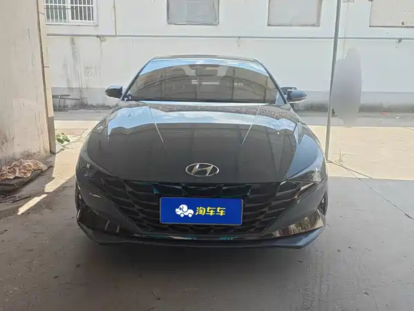 Hyundai Elantra 2021