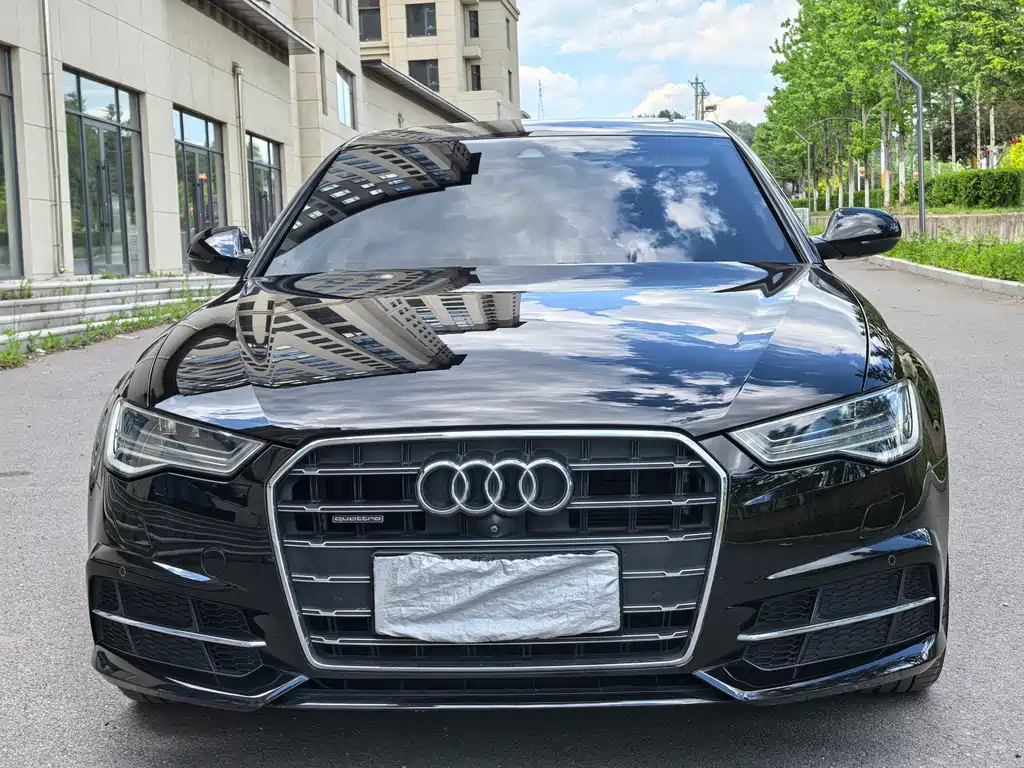 Audi A6L 2018 — фото 1