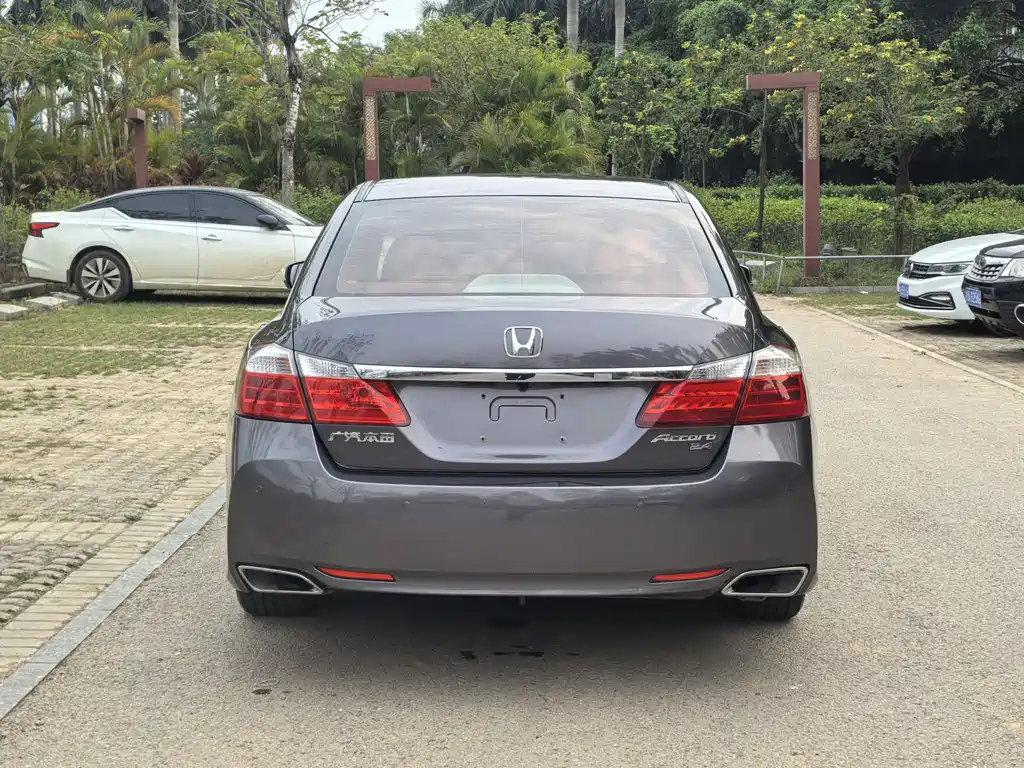 Honda Accord 2014 — фото 6