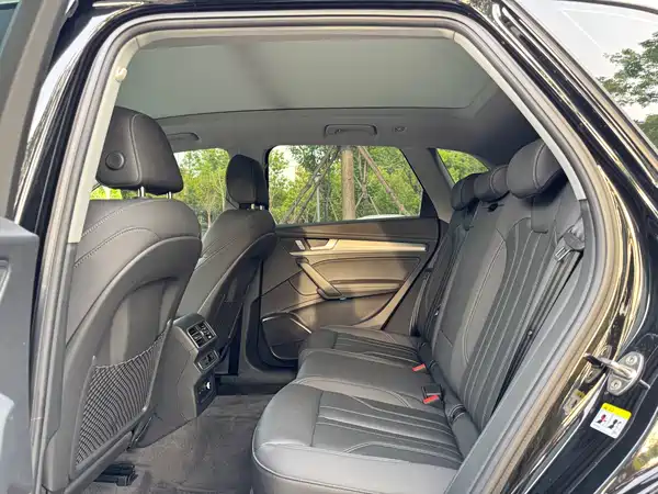 Audi Q5L 2023