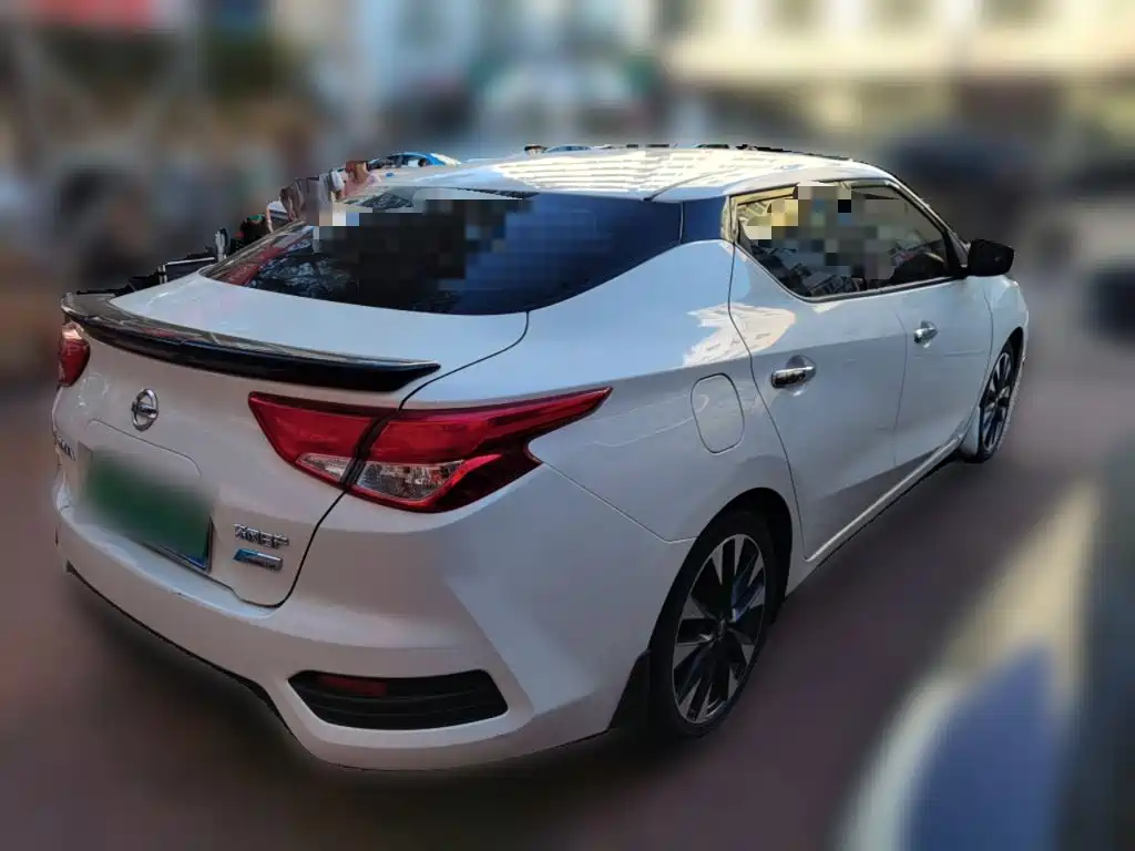 Nissan Bluebird 2019