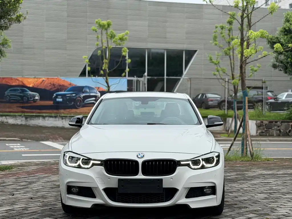 BMW 3 Series 2018 — фото 2