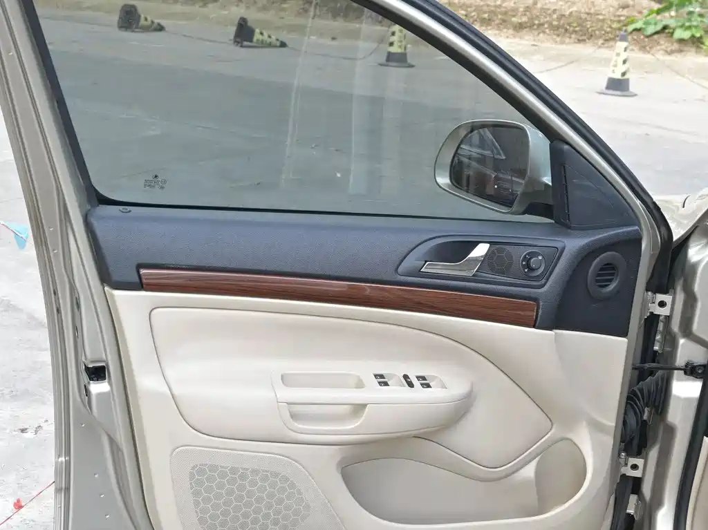 Skoda Octavia 2013 — фото 19