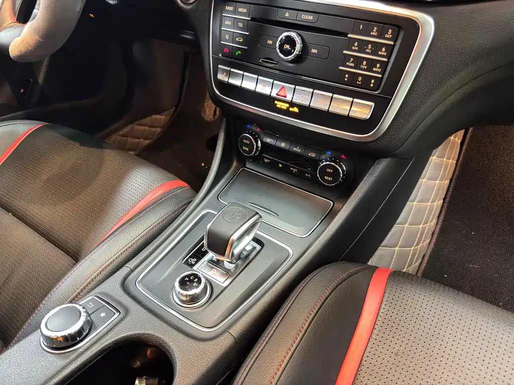 Mercedes-Benz Mercedes CLA AMG 2017 — фото 21