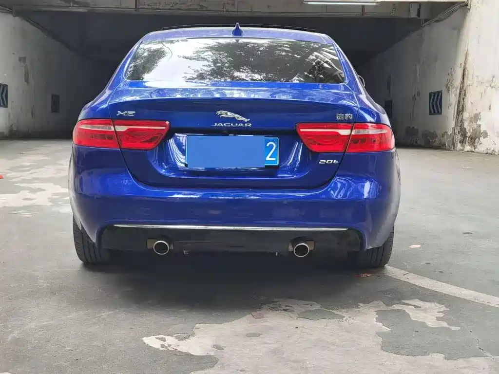 Jaguar XEL 2019 — фото 18