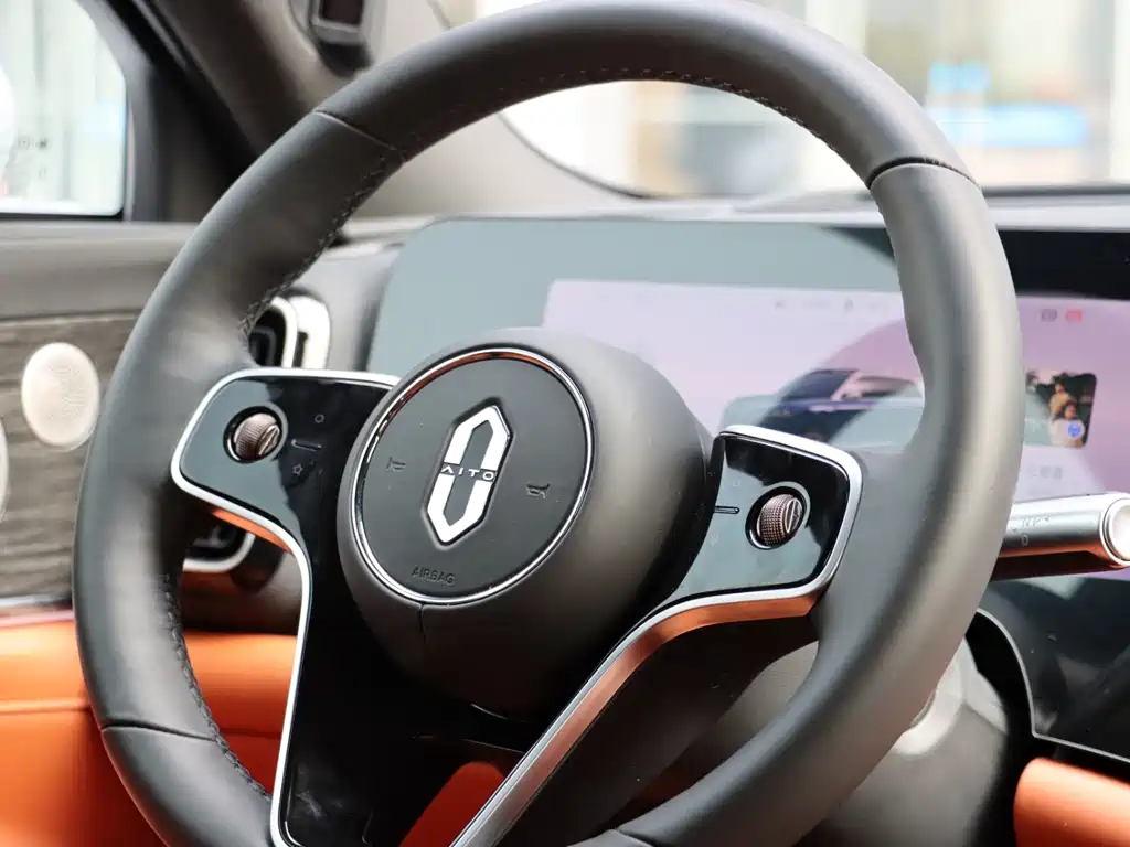 AITO M9 2025 — фото 17