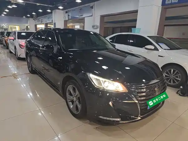 Toyota Crown 2018