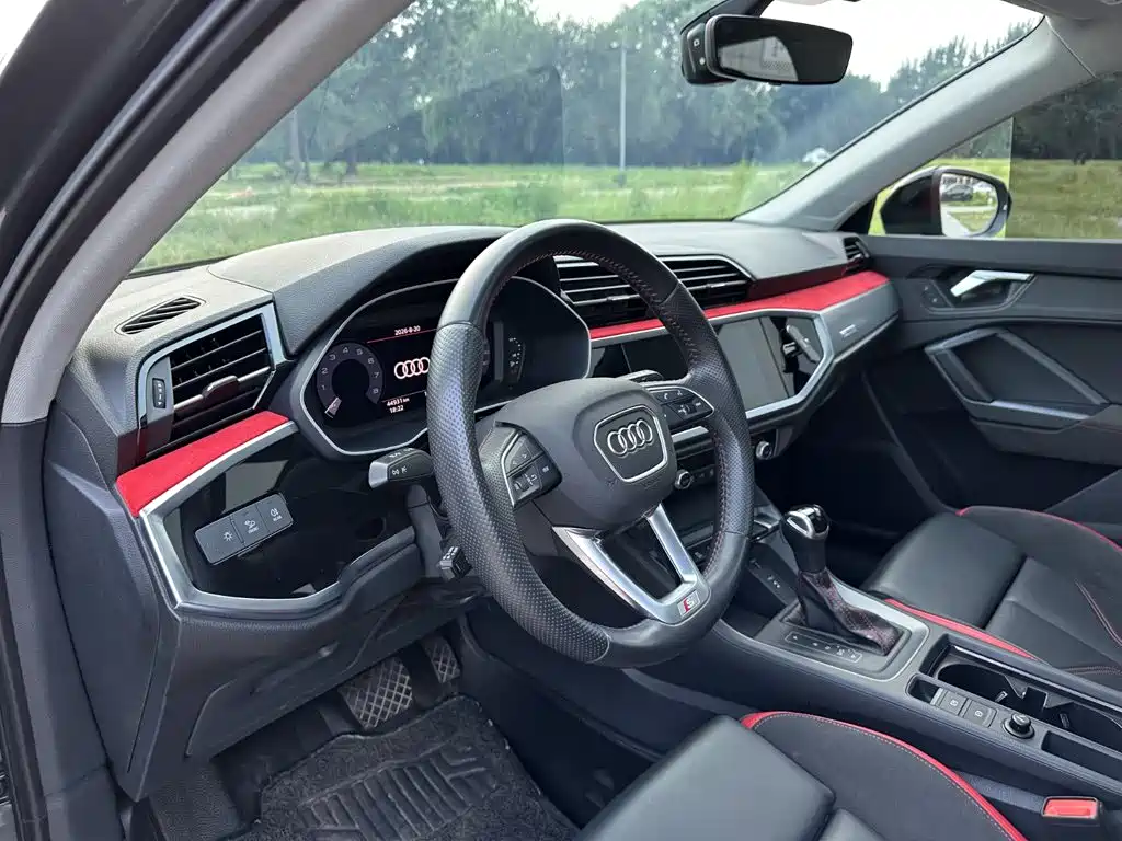 Audi Q3 Sportback 2021 — фото 12