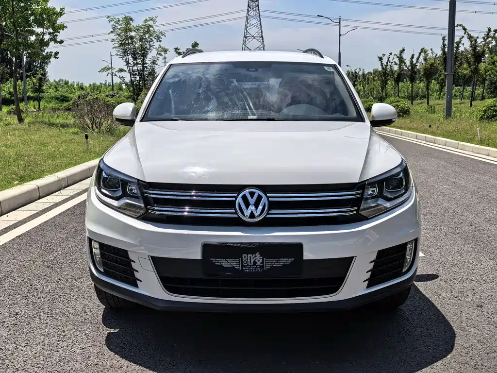 Volkswagen Tiguan 2015 — фото 3