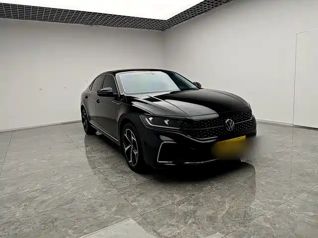 Volkswagen Passat 2024