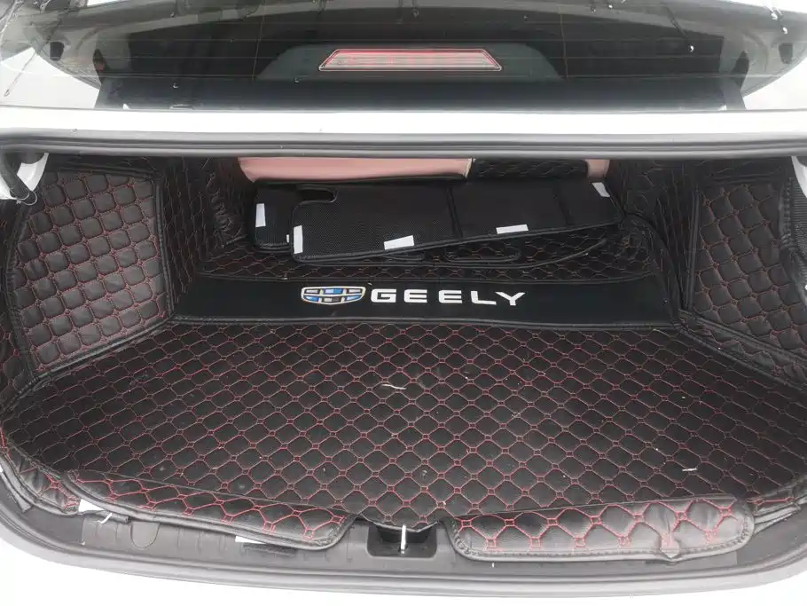 Geely Emgrand 2023 — фото 4