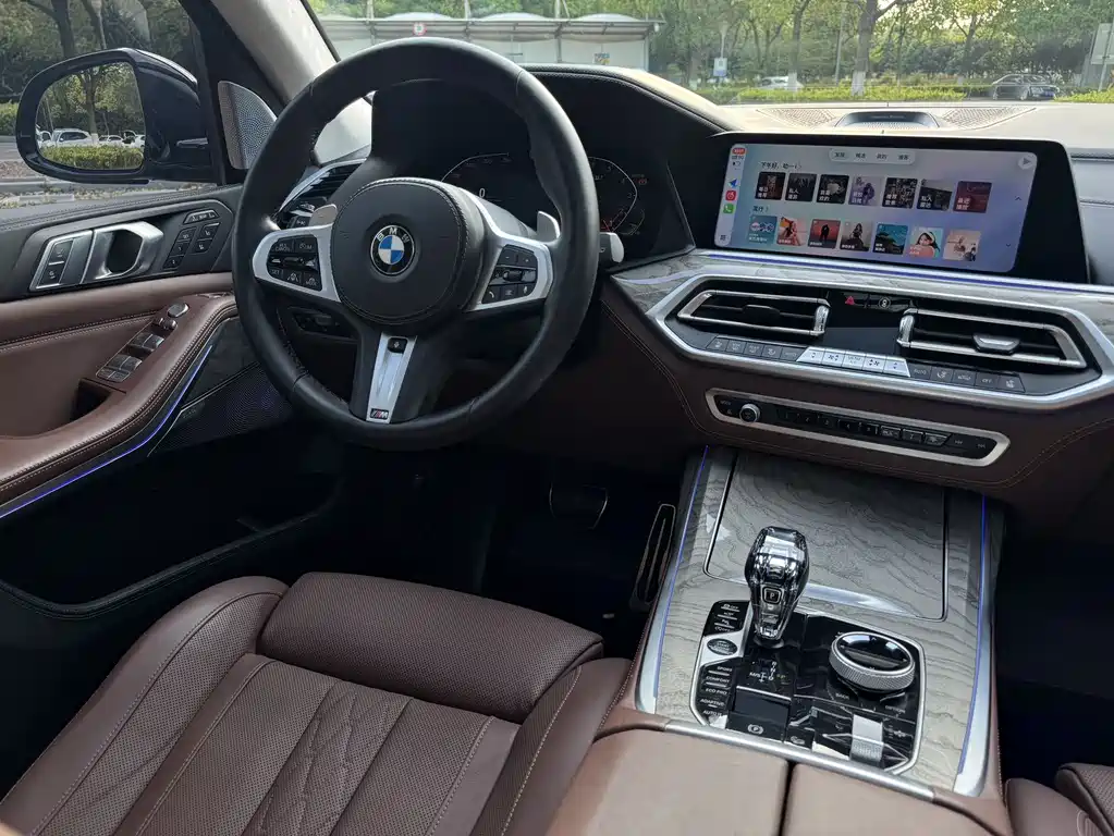 BMW X7 2021 — фото 10
