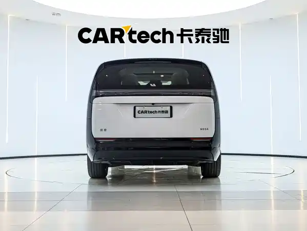 Li Auto MEGA 2025
