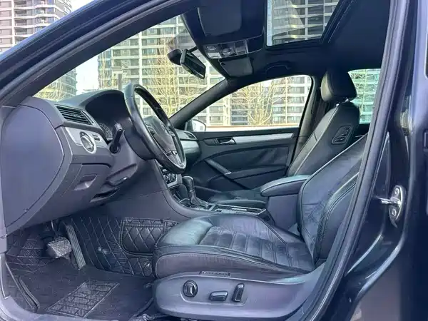 Volkswagen Passat 2011