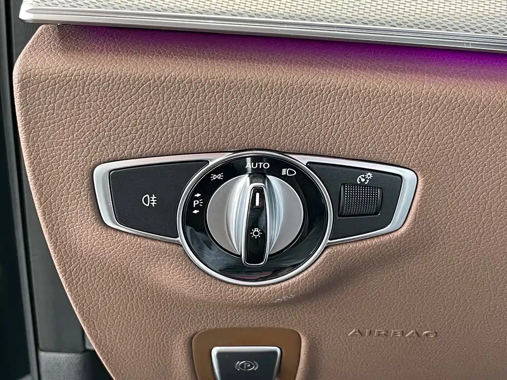 Mercedes-Benz E-Class 2020 — фото 23