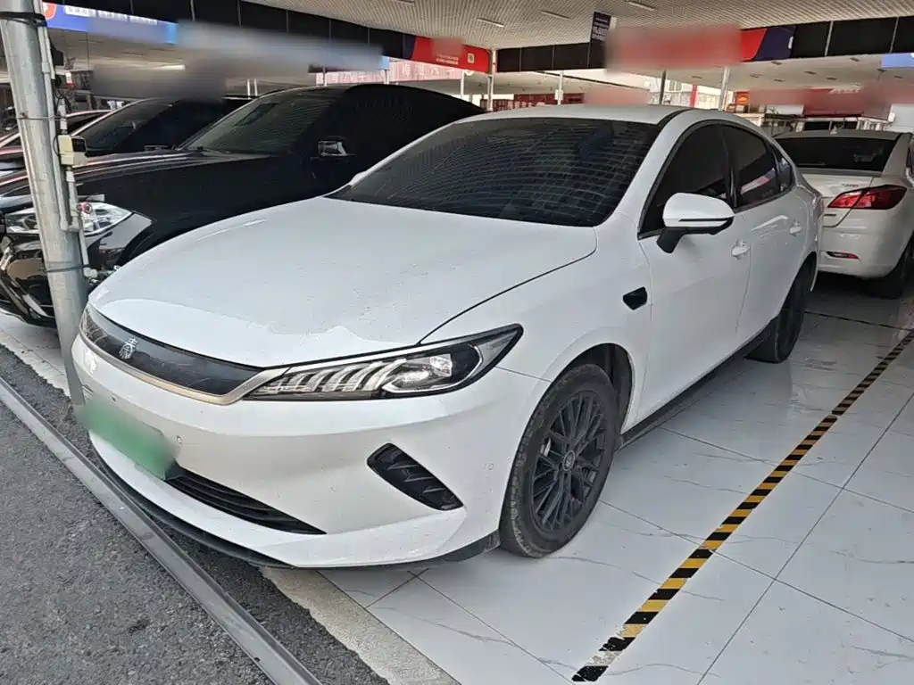 BYD Qin PLUS 2025 — фото 2