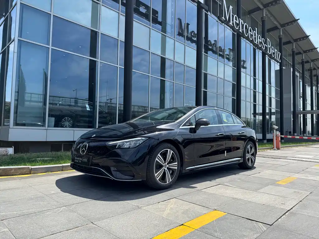 Mercedes-Benz EQE 2025