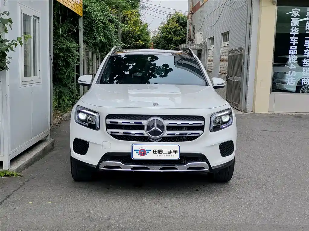 Mercedes-Benz GLB 2023 — фото 2