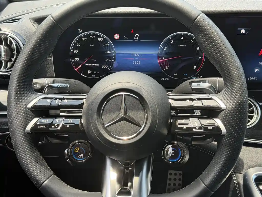Mercedes-Benz AMG GT 2025 — фото 16