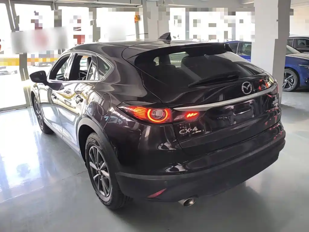 Mazda CX-4 2022