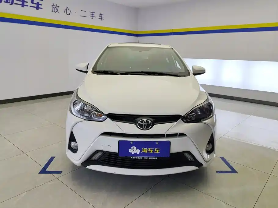 Toyota Yaris L 2018 — фото 2