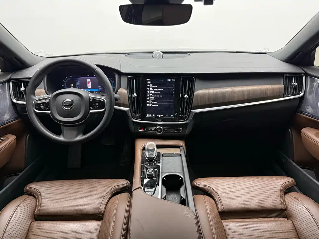 Volvo S90 2023 — фото 15
