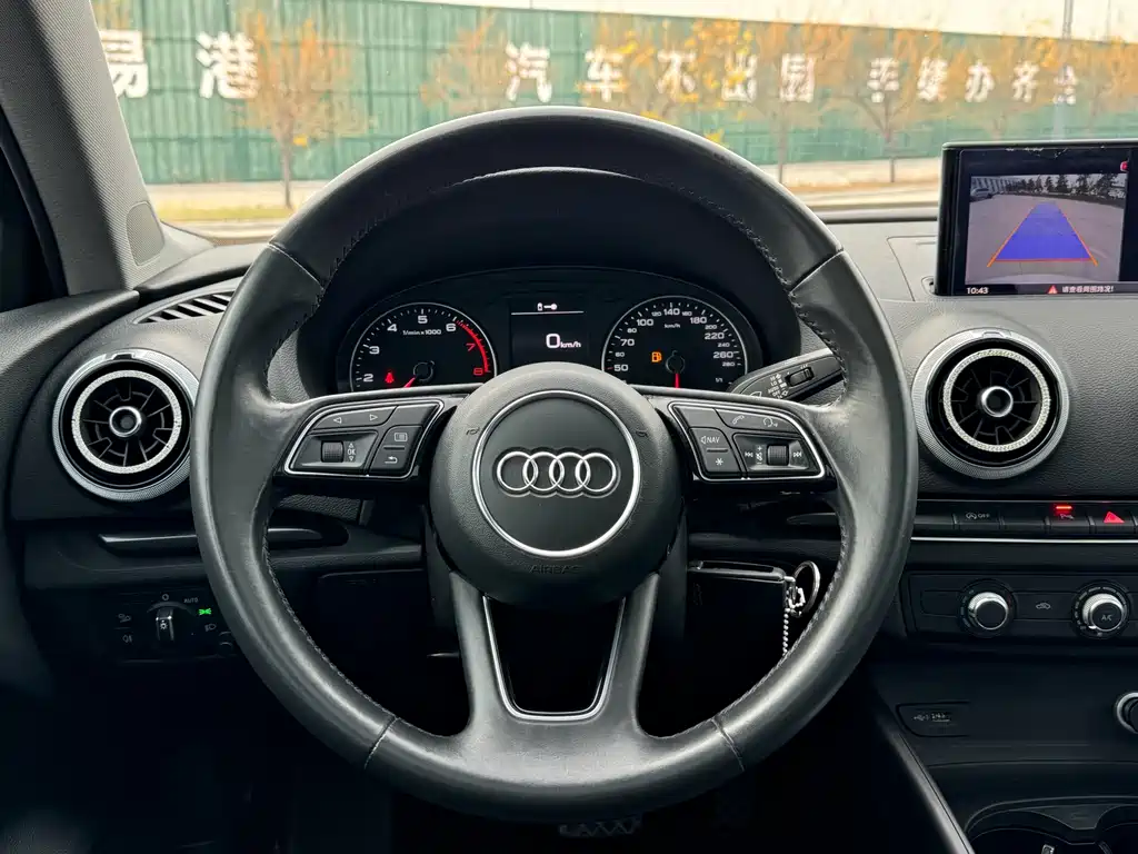 Audi A3 2019 — фото 14