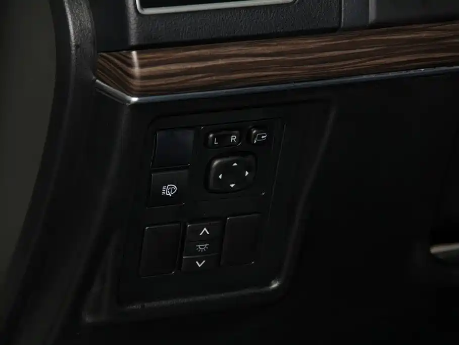 Toyota Prado 2020 — фото 22