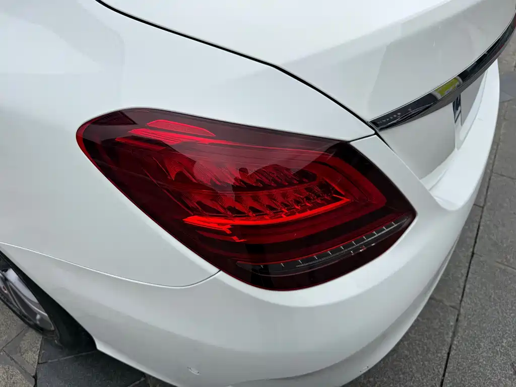 Mercedes-Benz C-Class 2019 — фото 38