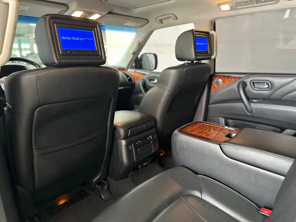 Infiniti QX80 2018 — фото 10