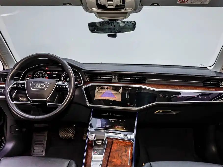 Audi A6 2021 — фото 28