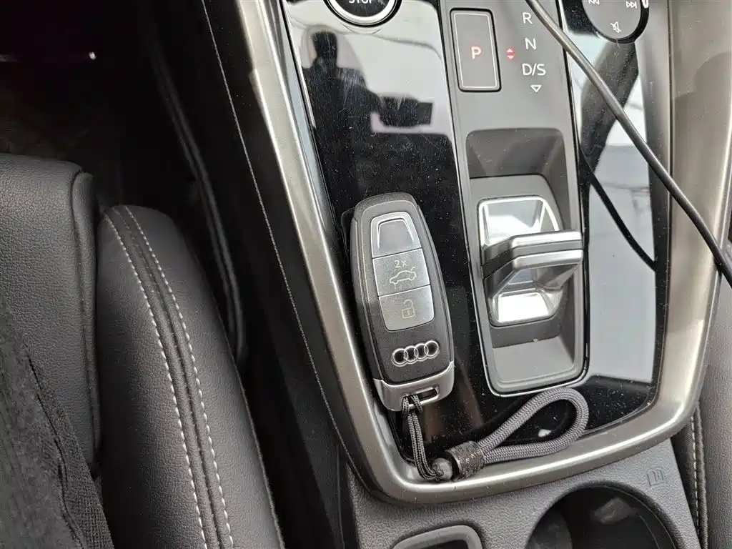 Audi A3 2021 — фото 12