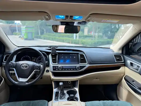 Toyota Highlander 2018