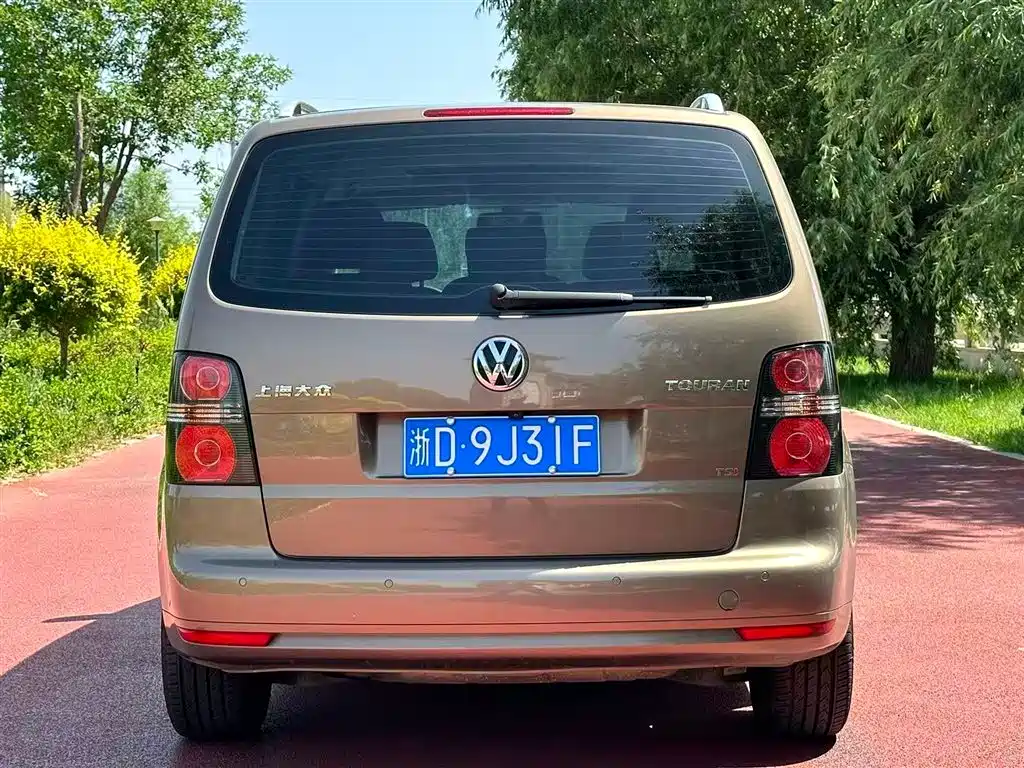 Volkswagen Touran 2016 — фото 8