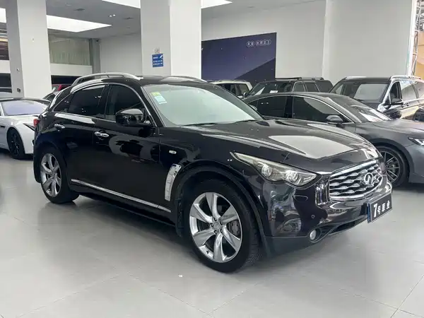 Infiniti FX 2012