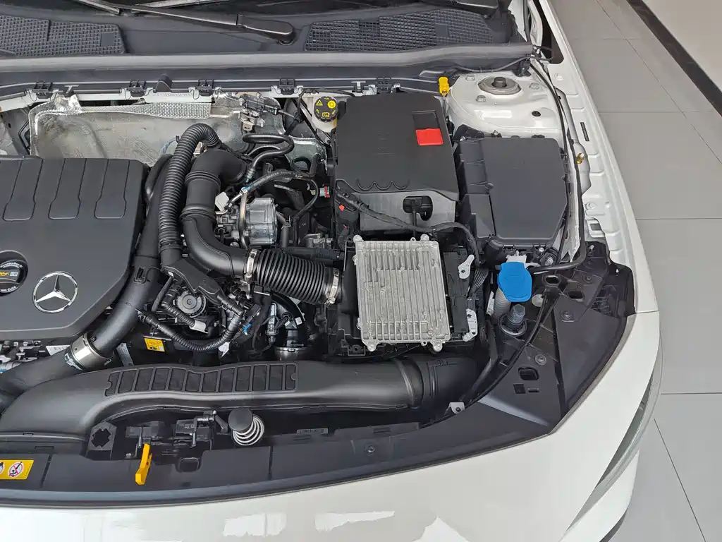 Mercedes-Benz A-Class 2025 — фото 31