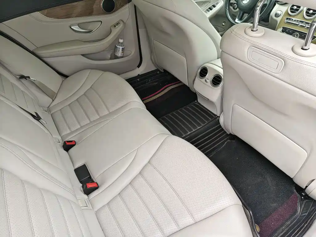 Mercedes-Benz C-Class 2016 — фото 13