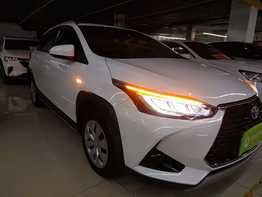 Toyota Yaris L 2020 — фото 4