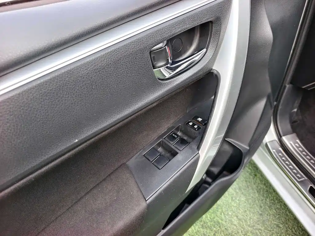 Toyota Corolla 2019 — фото 12