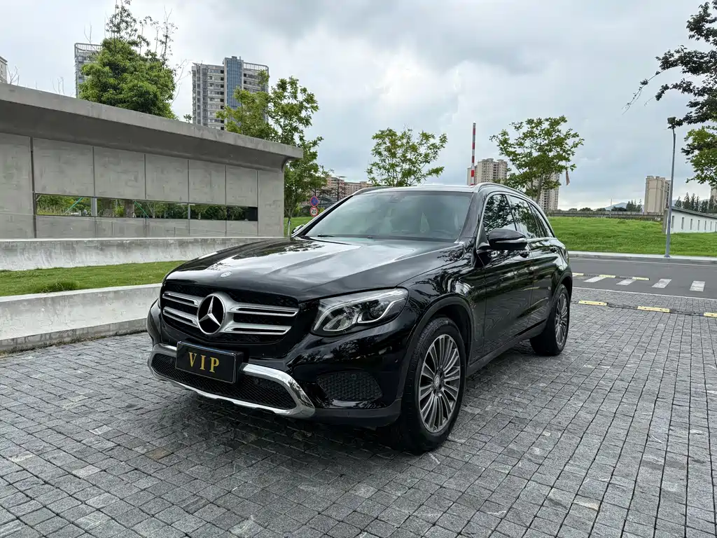 Mercedes-Benz GLC 2016 — фото 1