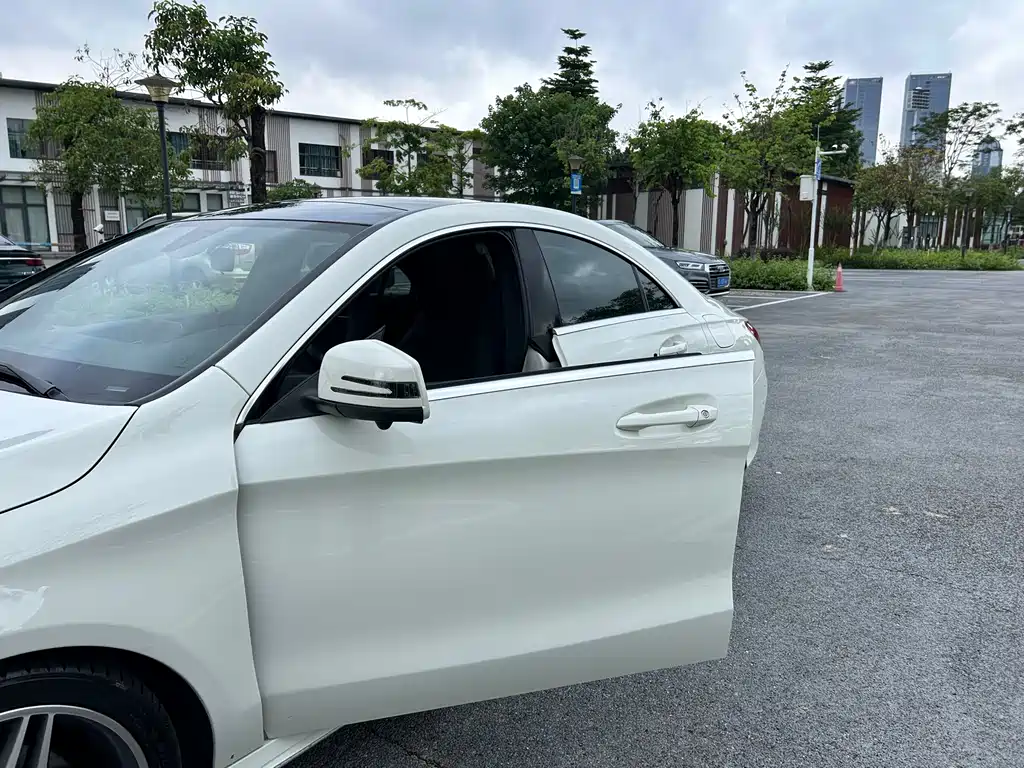 Mercedes-Benz CLA 2016 — фото 28