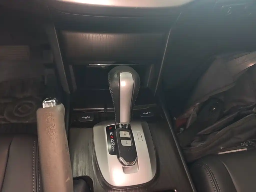 Honda Crosstour 2015 — фото 14