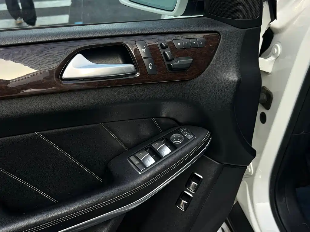 Mercedes-Benz GL-Class 2013 — фото 10
