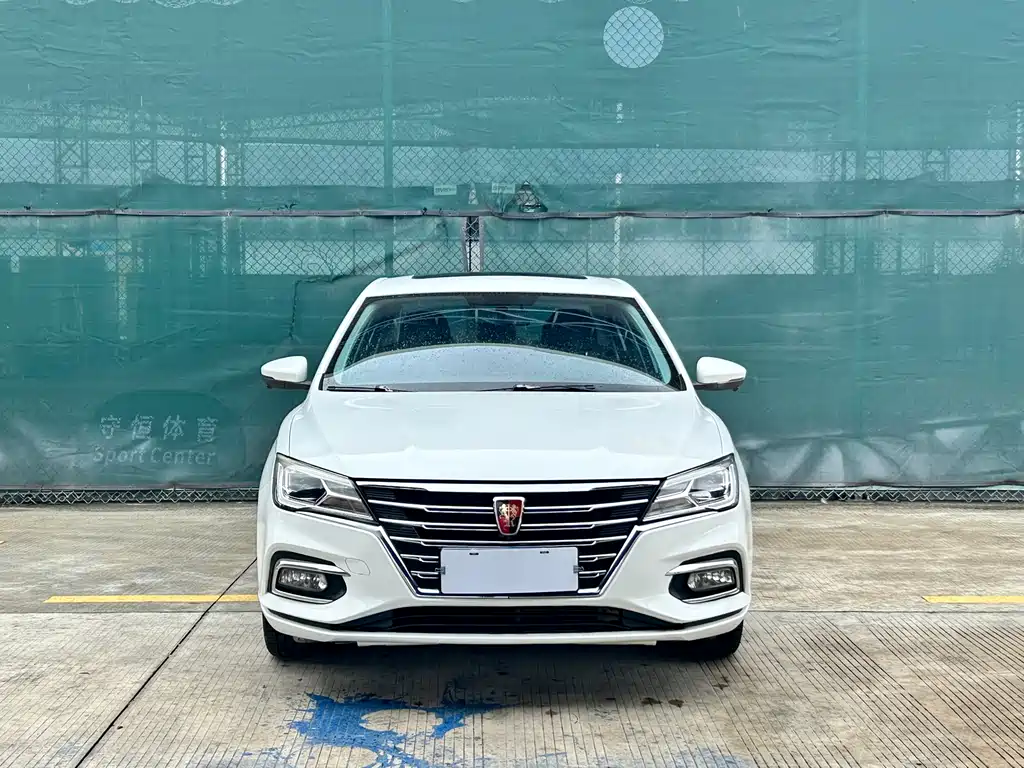 Roewe i5 2019