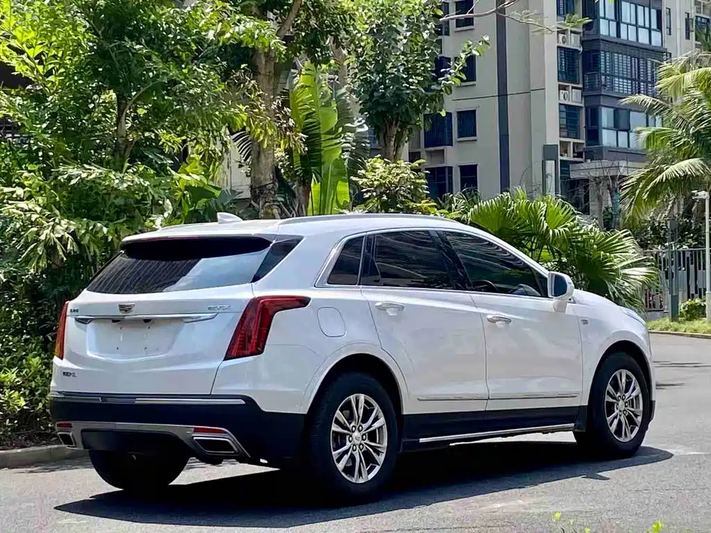 Cadillac XT5 2020 — фото 16
