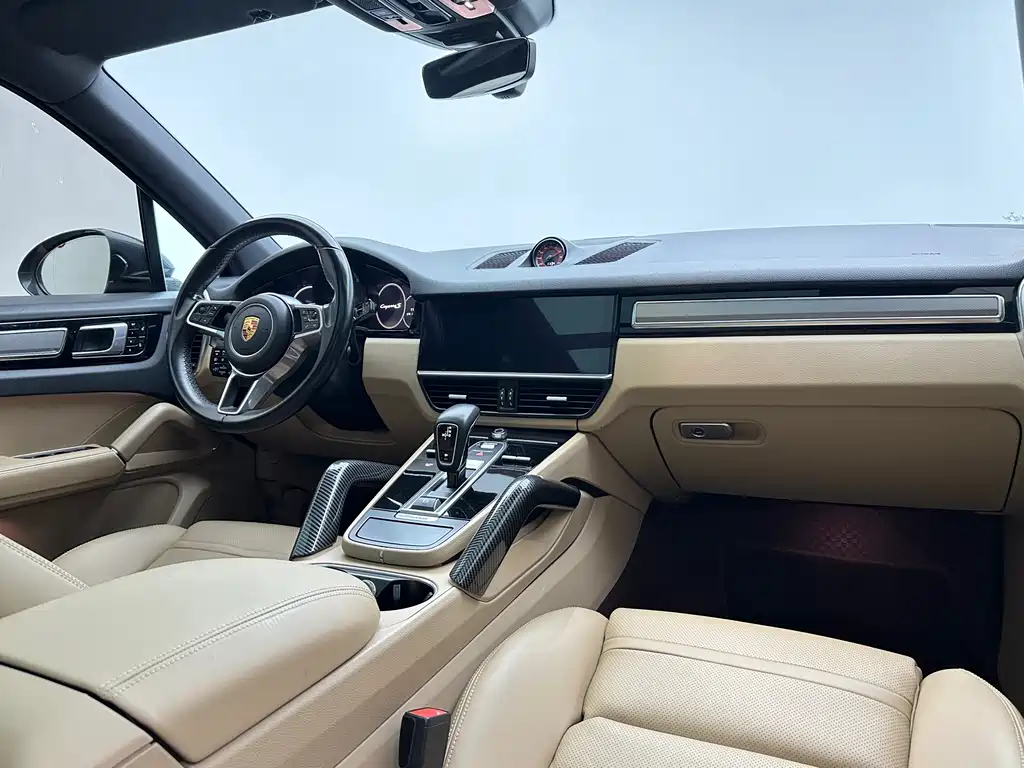 Porsche Cayenne 2018 — фото 5