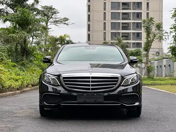 Mercedes-Benz E-Class 2016