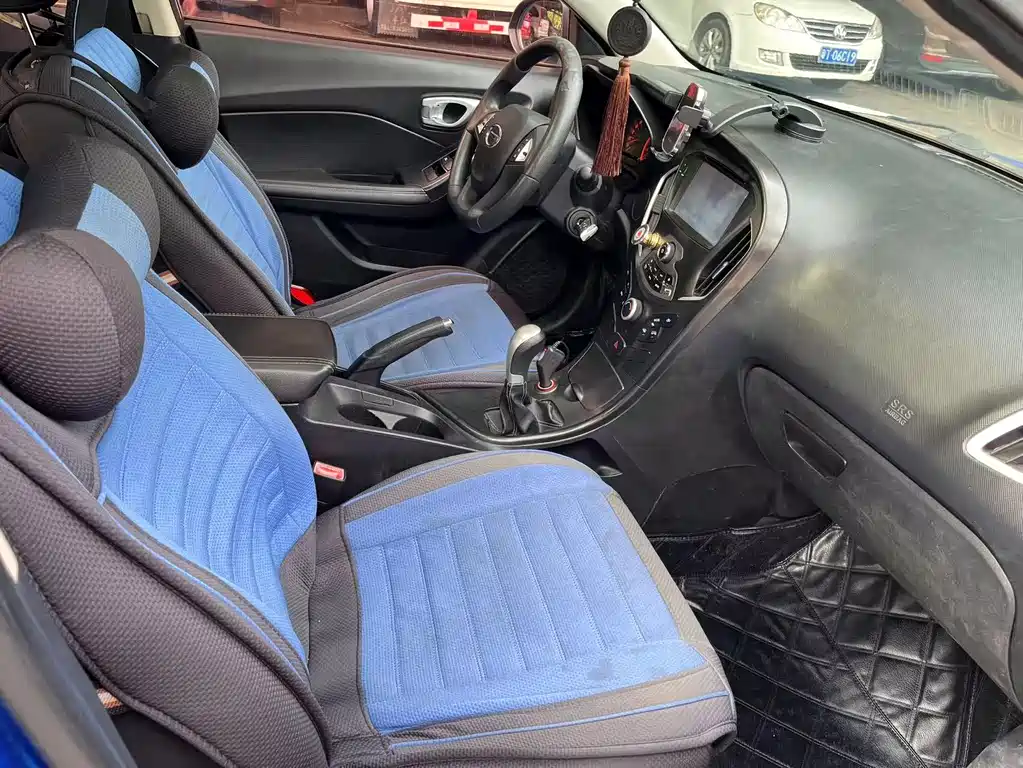 GAC Motor Trumpchi GA3 2014 — фото 10
