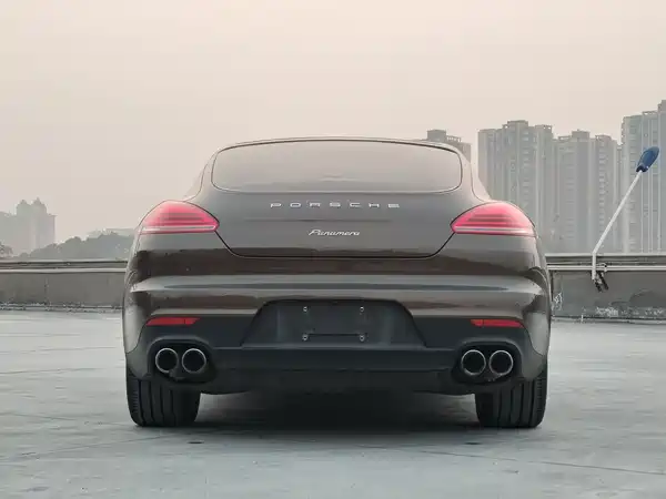 Porsche Panamera 2015